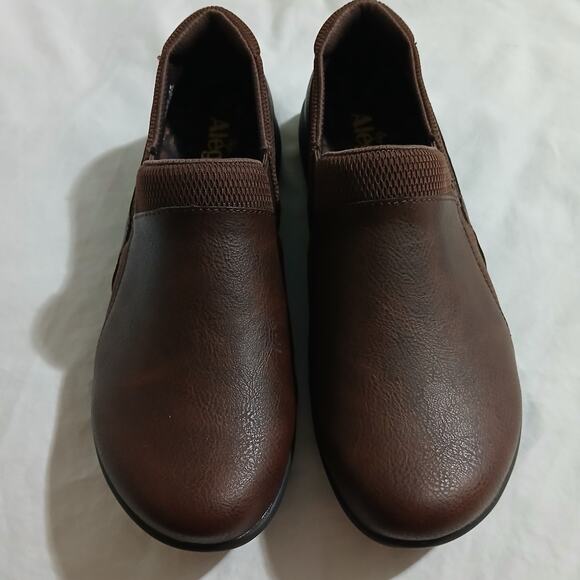 Alegria by PG Lite Duette Fudge 39 US 8.5  Unworn Slip-On Flats Casual - Picture 4 of 10